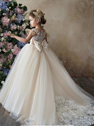 Champagner Prinzessin Kapelle-schleppe Tüll Spitze Lange Blumenmädchenkleider Websites
