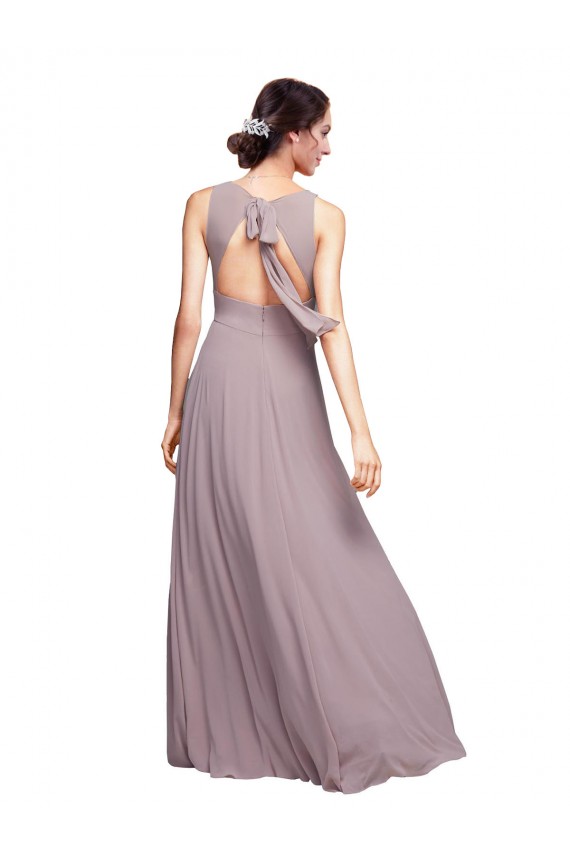 Dunkelmarine A-Linien V-Ausschnitt Chiffon Lange Brautjungfernkleider Websites