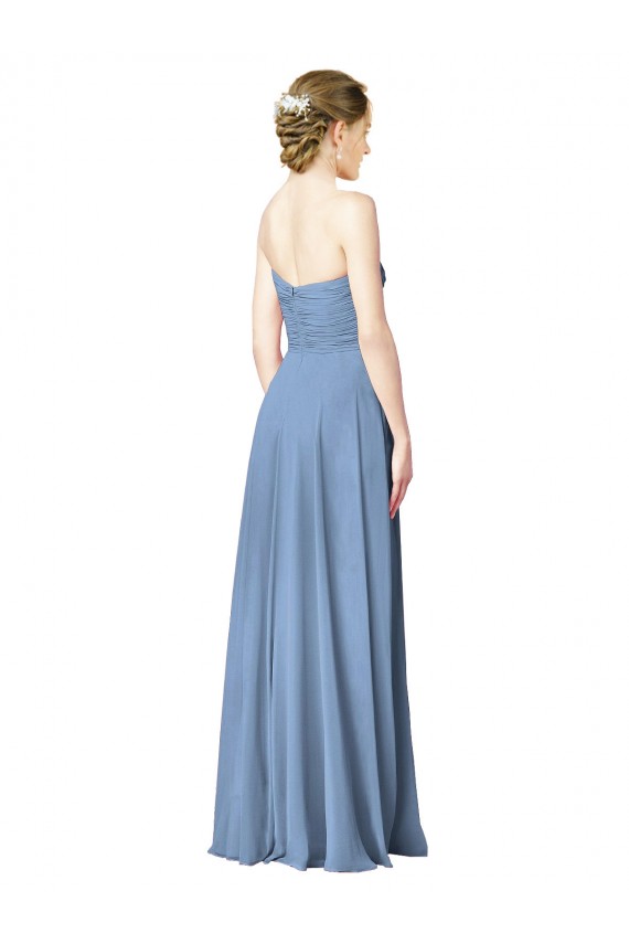 Staubiges Blau A-Linien Trägerlos Chiffon Lange Brautjungfernkleider Websites