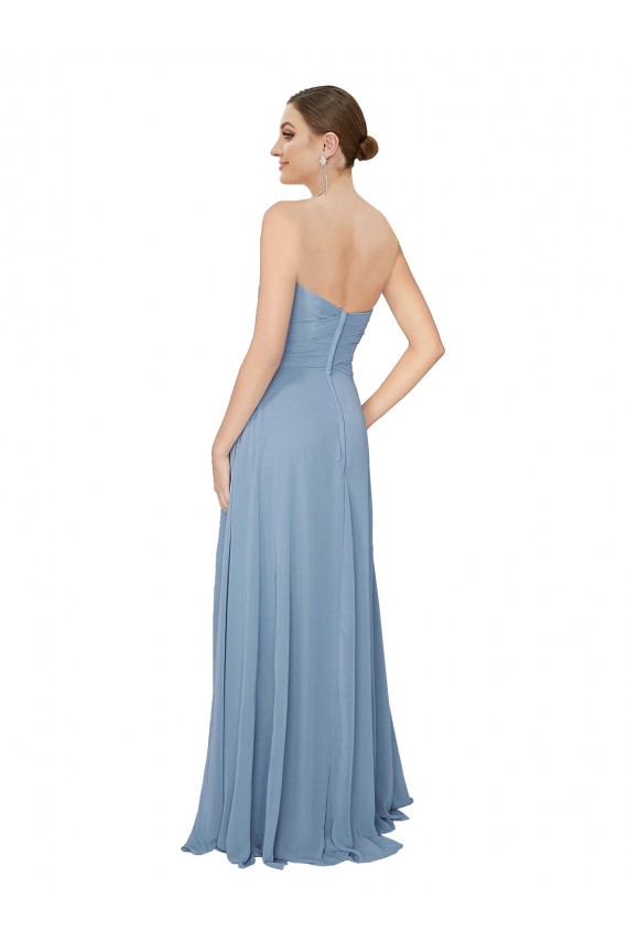 Staubiges Blau A-Linien Trägerlos Chiffon Lange Brautjungfernkleider Websites