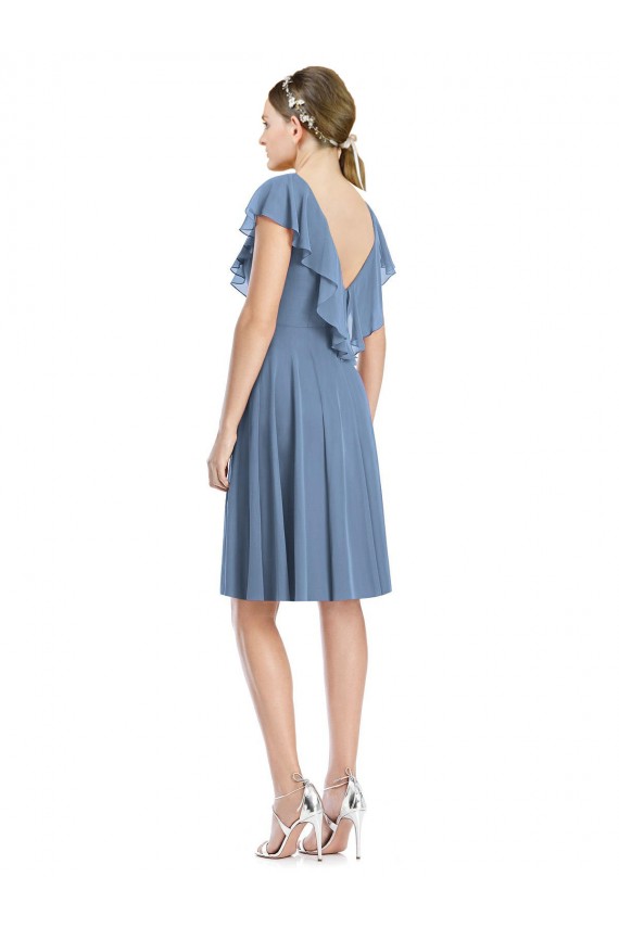 Staubiges Blau A-Linien V-Ausschnitt Knielang Cocktail Chiffon Kurze Brautjungfernkleider Websites
